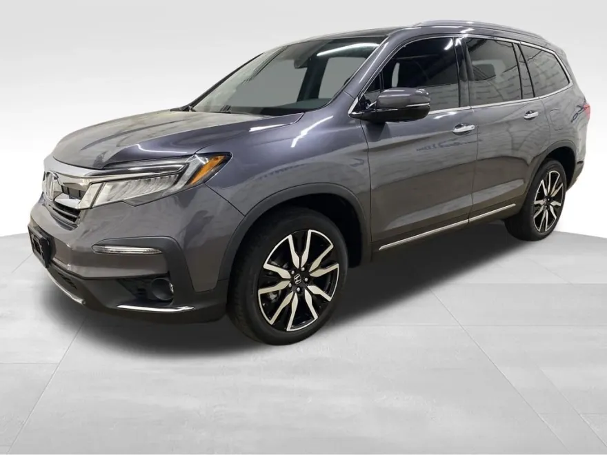 2022 Honda Pilot Touring photo 1