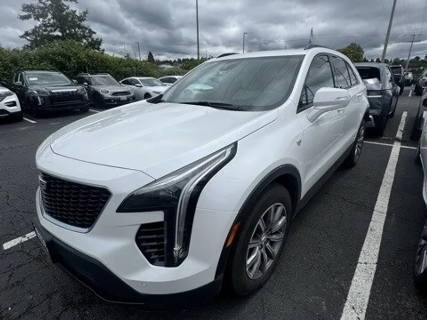 2023 Cadillac XT4 Sport photo 1