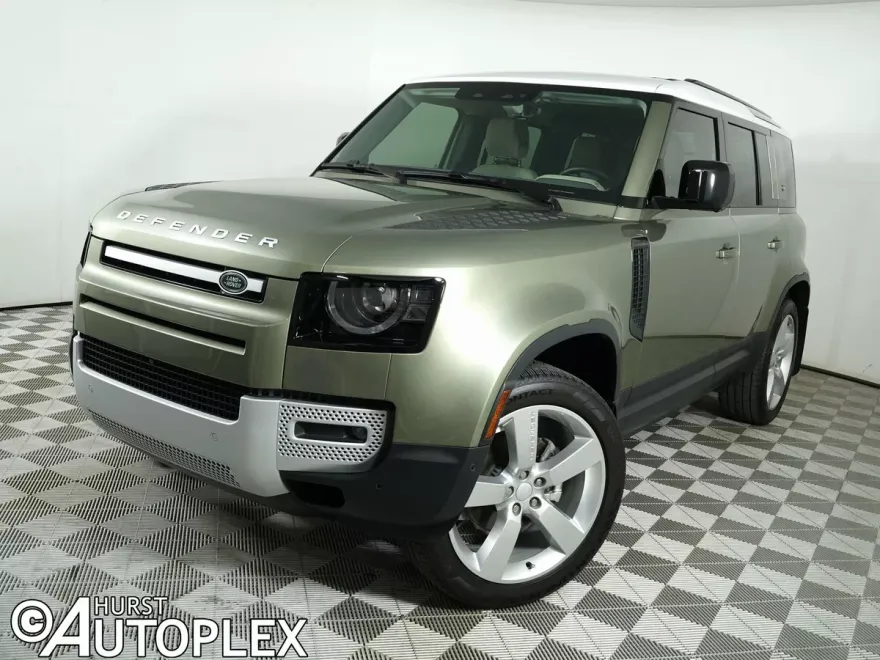 2024 Land Rover Defender 110 S photo 1