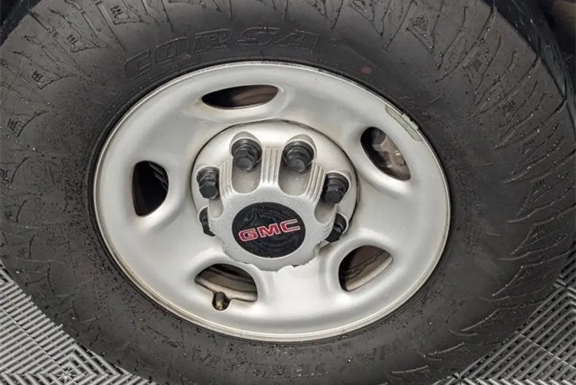 2023 Gmc Savana Cargo 2500 photo 1
