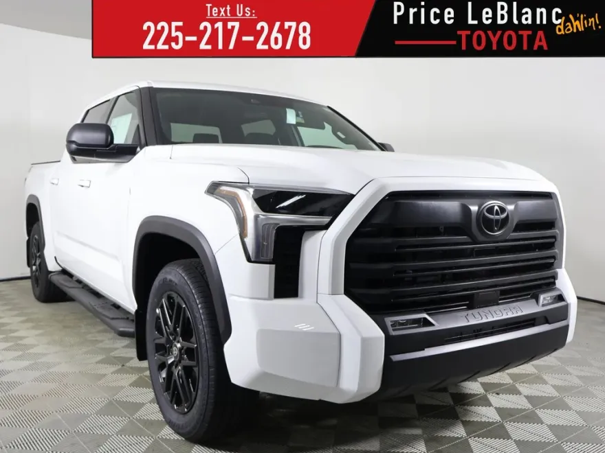 2026 Toyota Tundra SR5 CrewMax photo 1