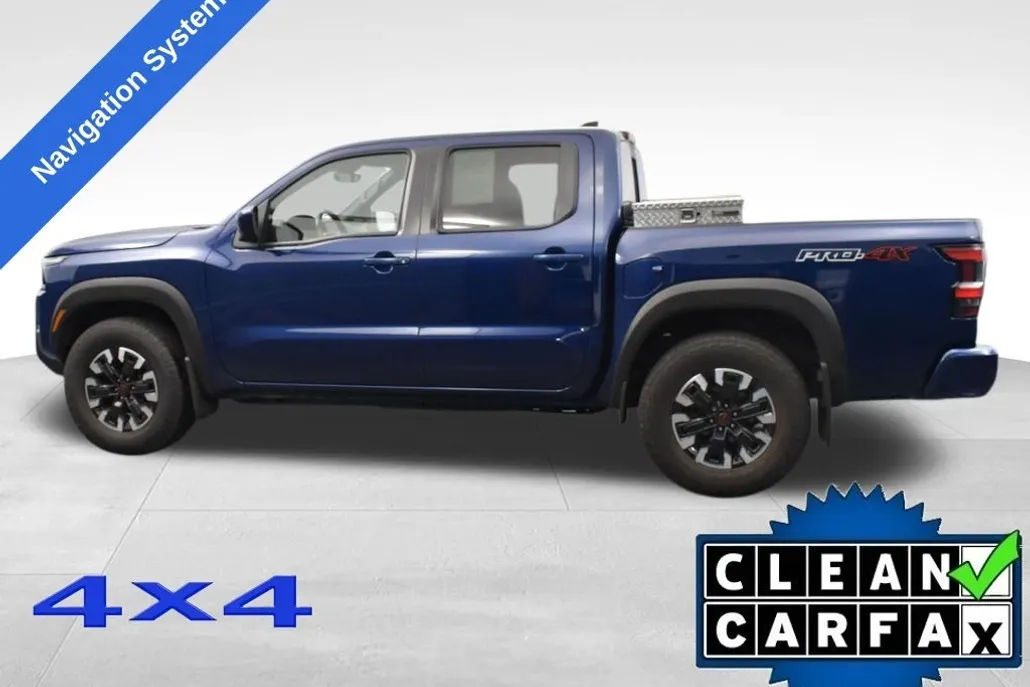 2023 Nissan Frontier PRO-4X photo 1