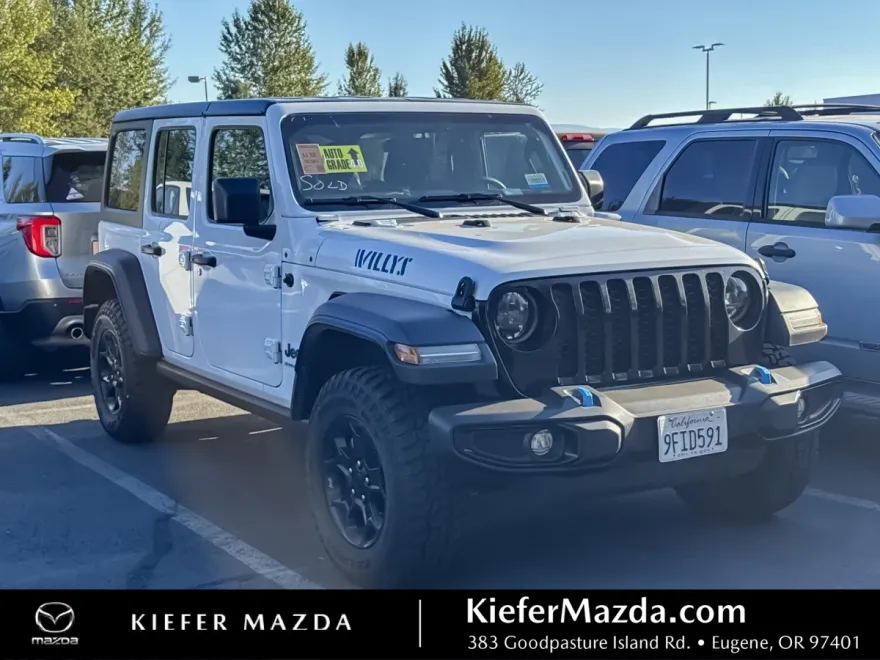 2023 Jeep Wrangler Base 4xe photo 1