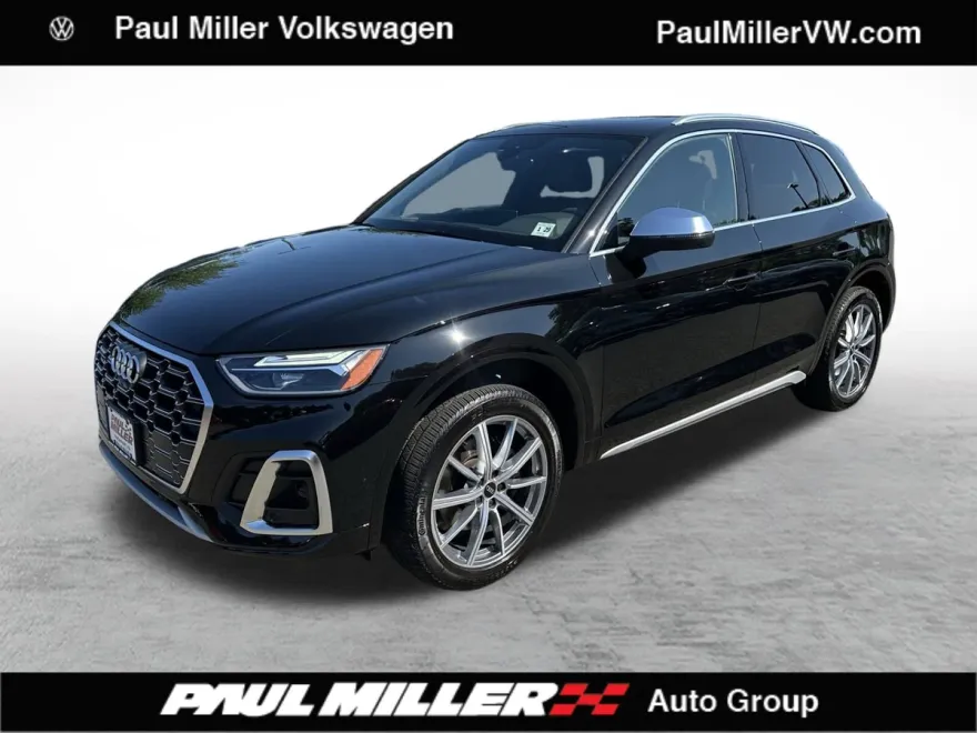 2024 Audi SQ5 Premium Plus photo 1