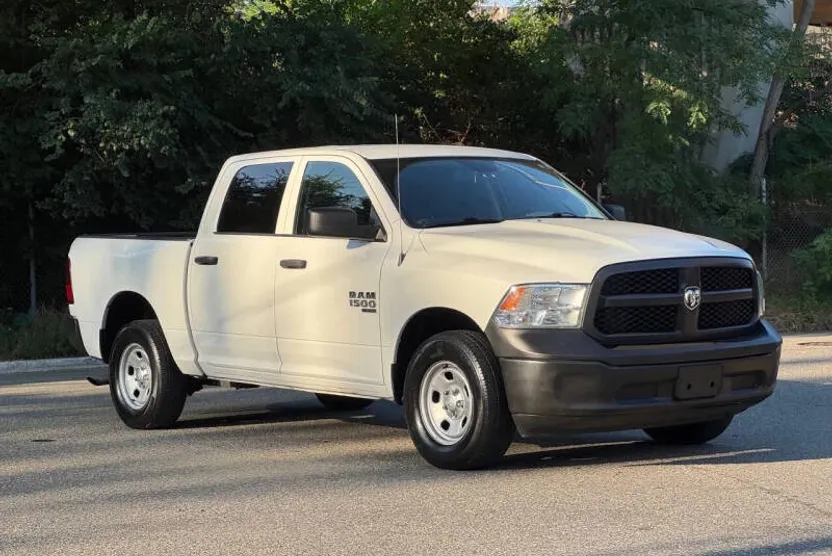 2019 Ram 1500 Classic Tradesman photo 1