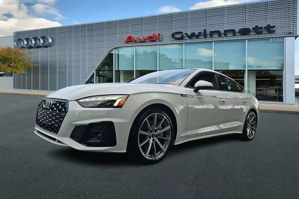 2025 Audi A5 45 S line Premium photo 1