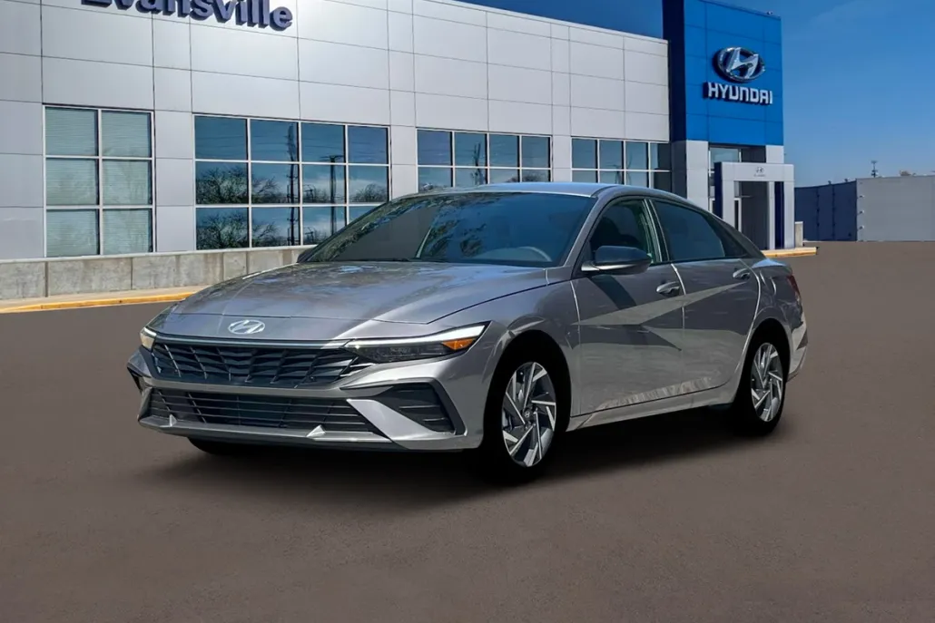 2025 Hyundai Elantra SEL Sport photo 1