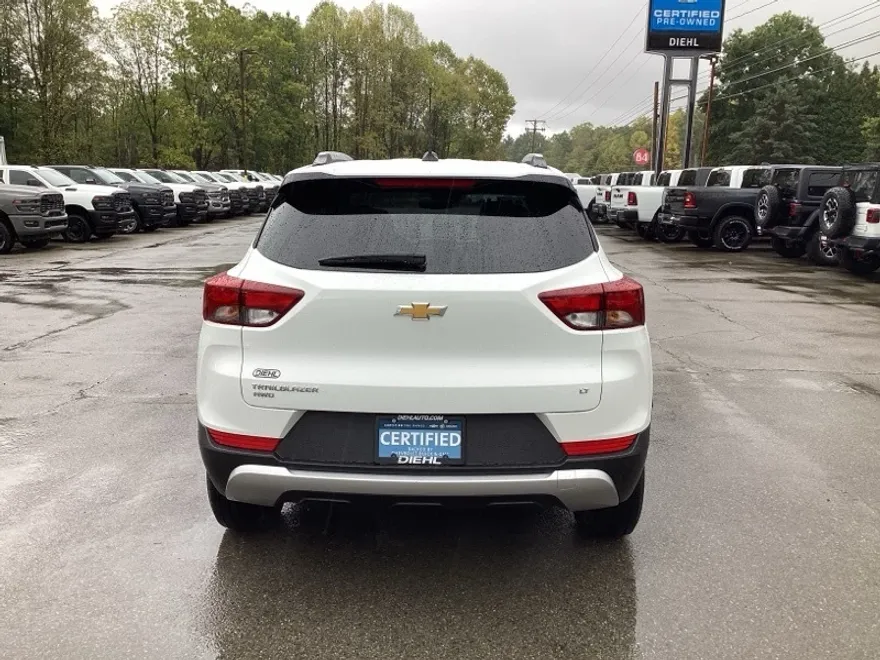 2023 Chevrolet Trailblazer LT photo 1