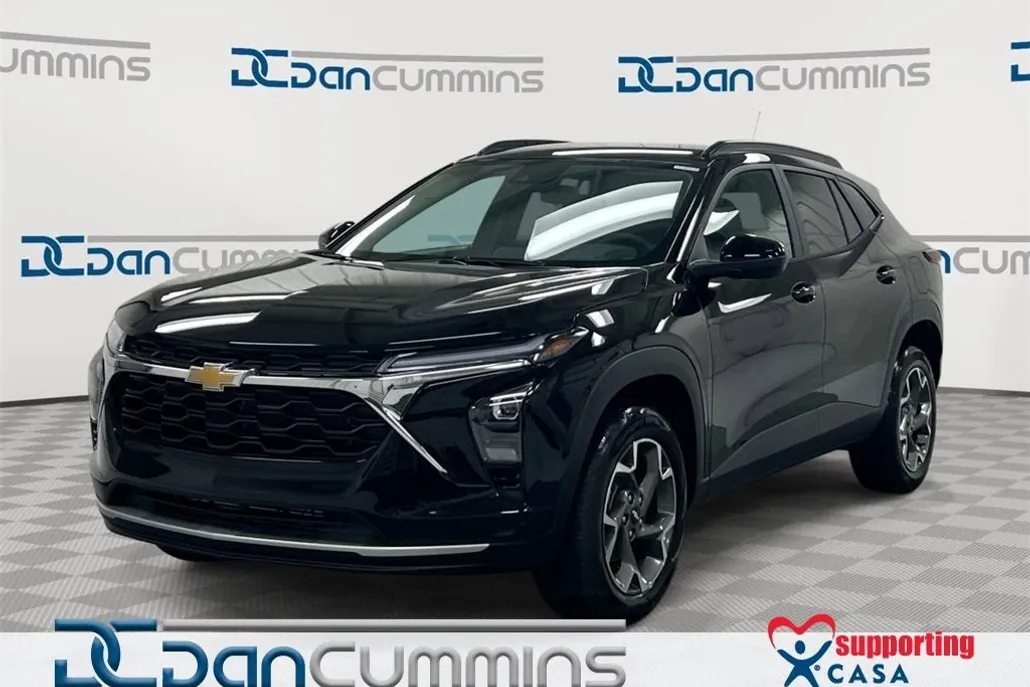 2026 Chevrolet Trax LT photo 1