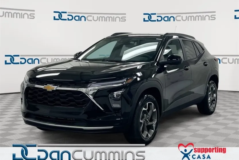 2026 Chevrolet Trax LT photo 1