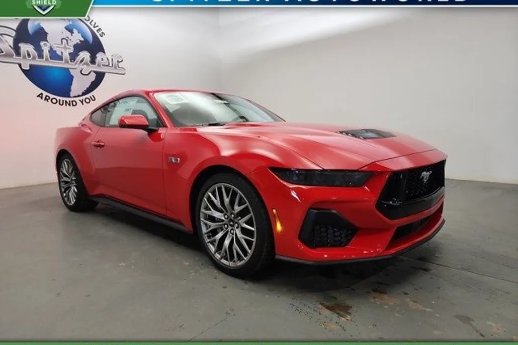 2025 Ford Mustang GT Premium photo 1