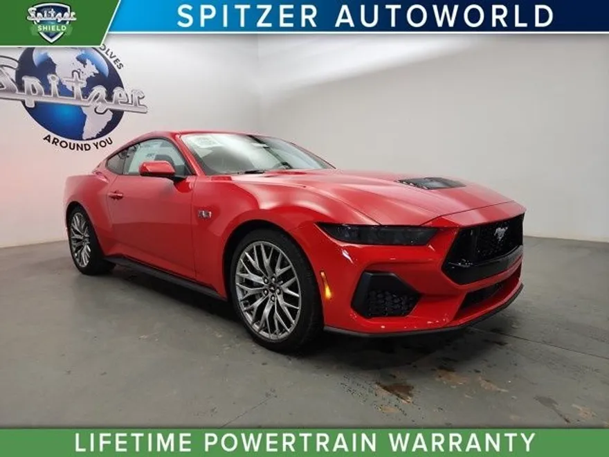 2025 Ford Mustang GT Premium photo 1