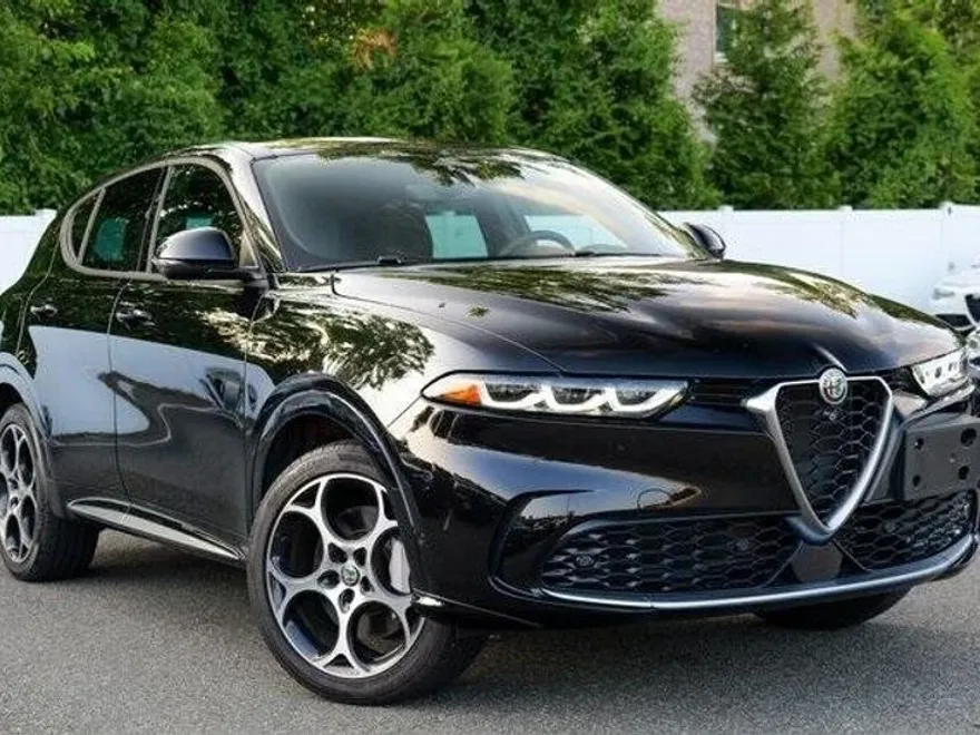 2024 Alfa Romeo Tonale Ti photo 1