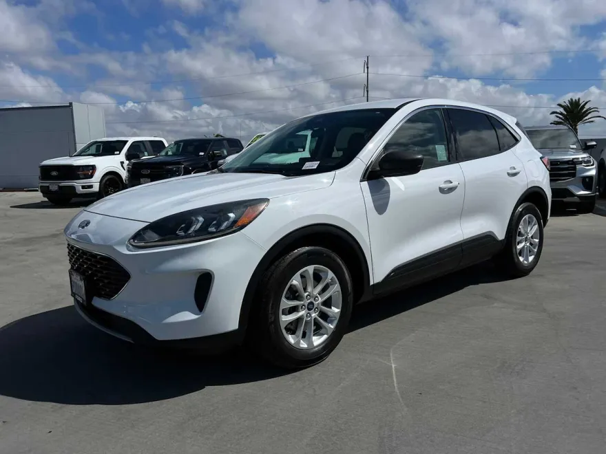 2022 Ford Escape SE photo 1