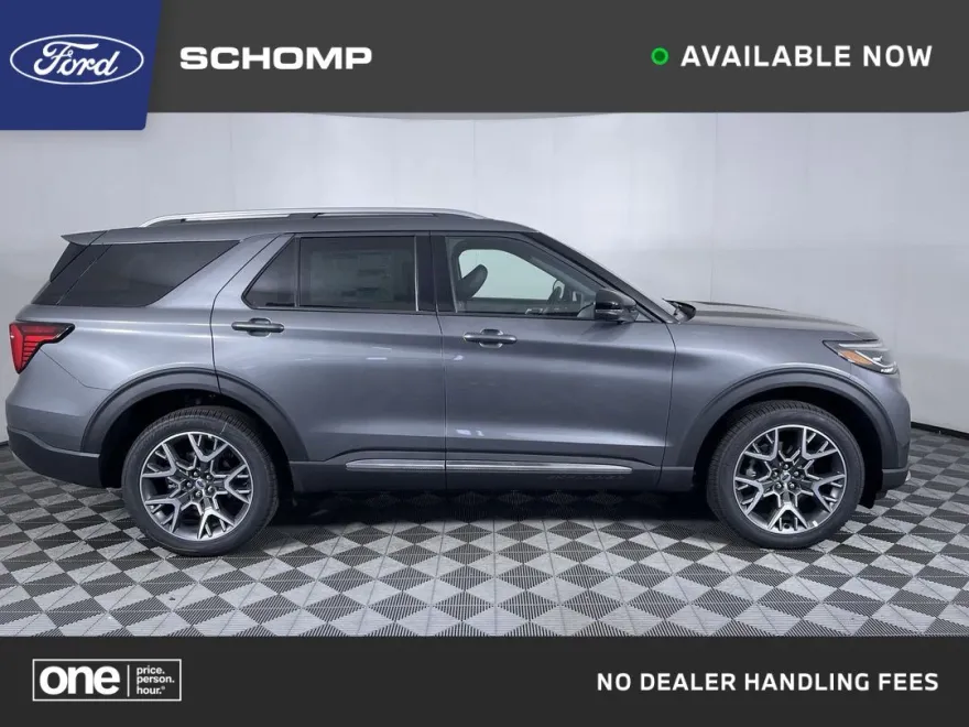 2025 Ford Explorer Platinum photo 1