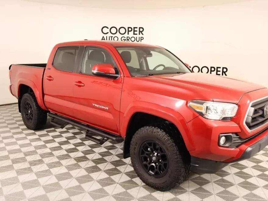 2022 Toyota Tacoma SR5 V6 photo 1