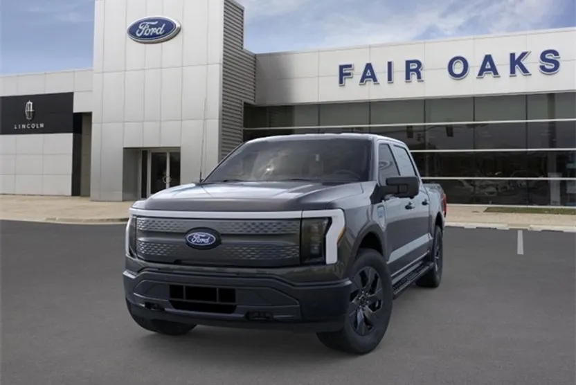 2025 Ford F-150 Lightning photo 1