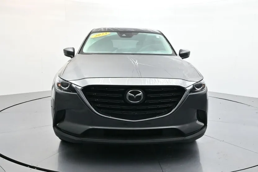 2023 Mazda CX-9 Touring photo 1