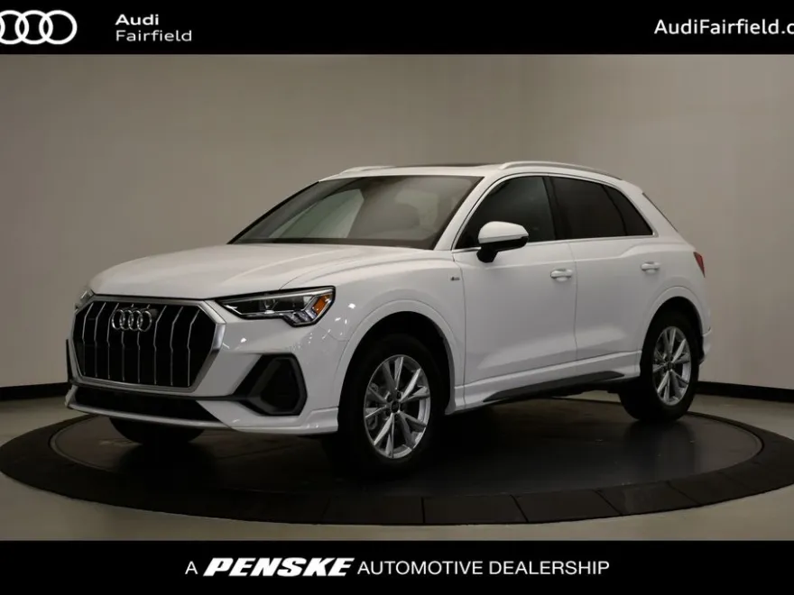 2025 Audi Q3 45 TFSI S line Premium photo 1