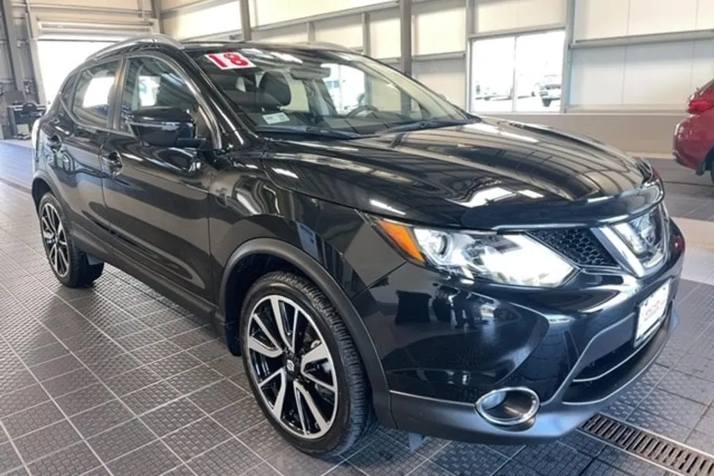 2018 Nissan Rogue Sport SL photo 1
