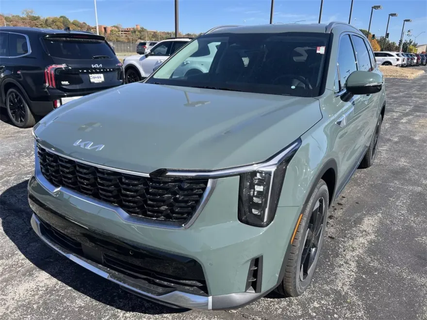 2025 Kia Sorento Hybrid EX photo 1