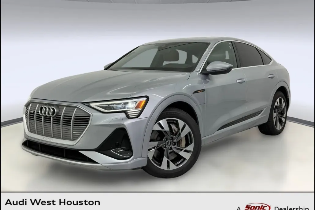 2022 Audi e-tron Sportback S line Premium photo 1