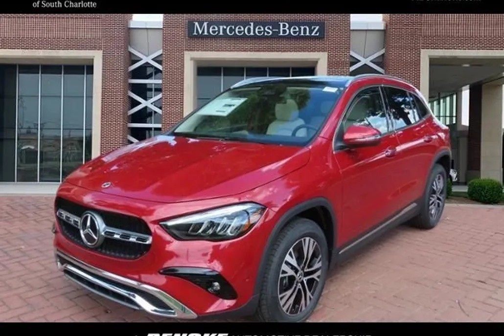 2025 Mercedes Benz GLA 250 photo 1