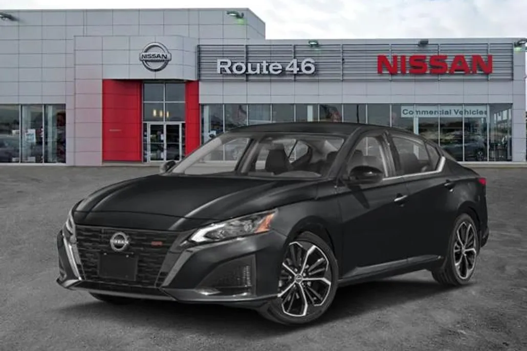 2025 Nissan Altima SR photo 1