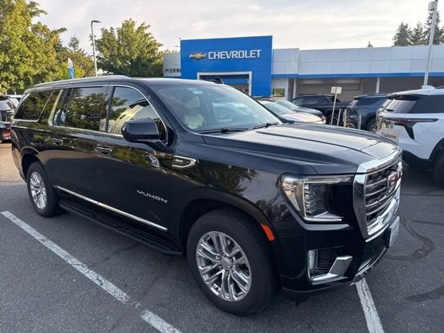 2021 Gmc Yukon XL SLT photo 1