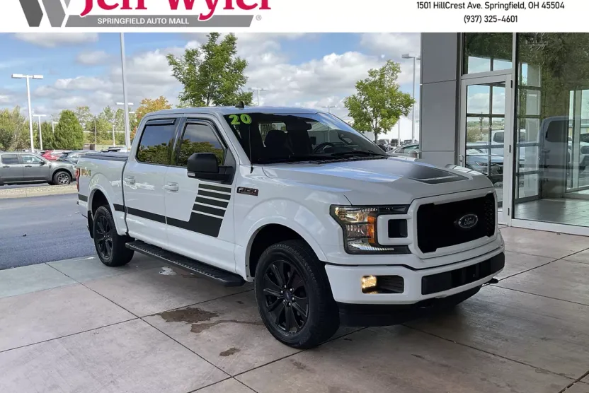 2020 Ford F-150 XLT photo 1