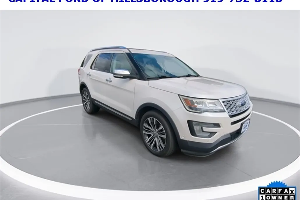 2017 Ford Explorer Platinum photo 1