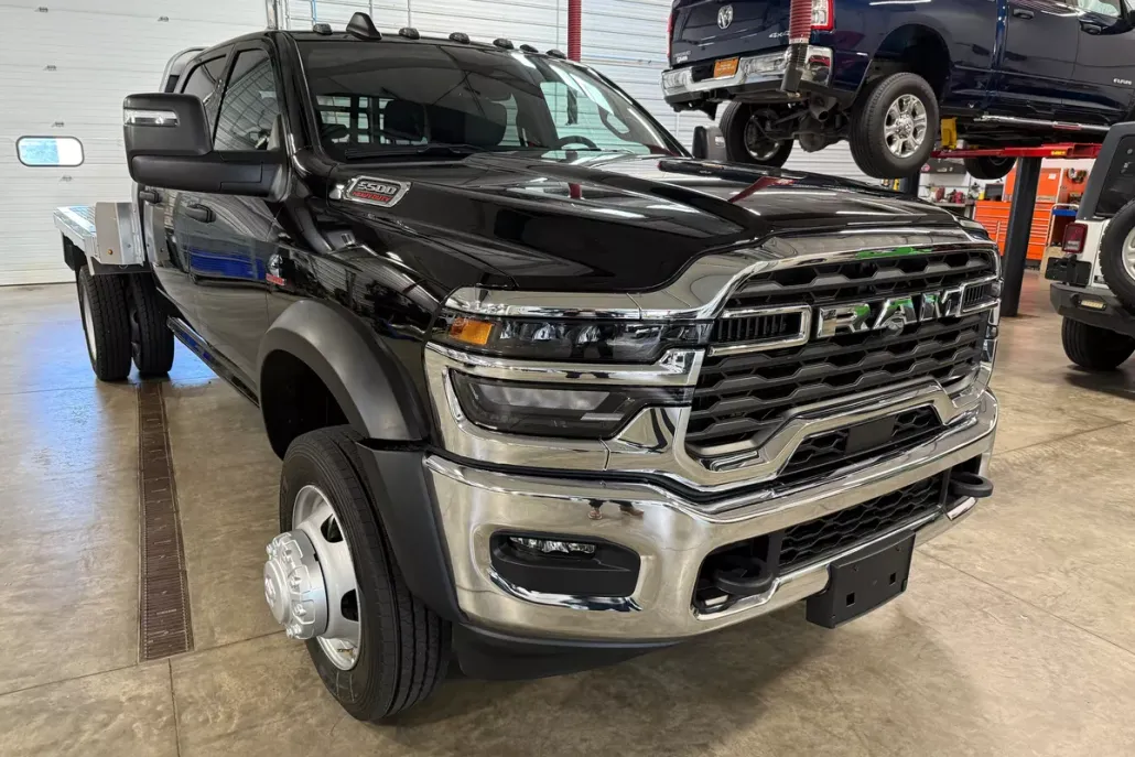 2025 Ram 5500 Tradesman photo 1