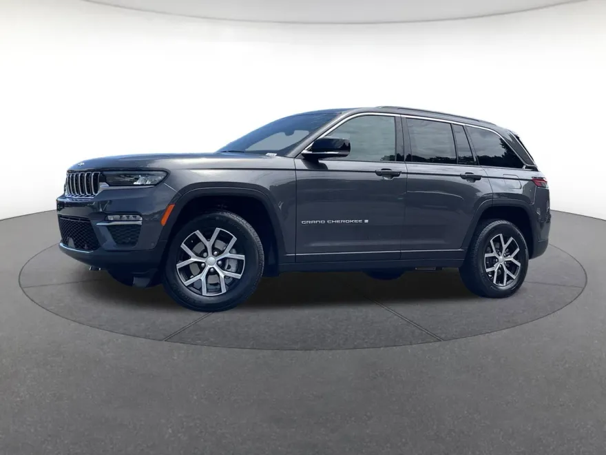 2025 Jeep Grand Cherokee Limited photo 1