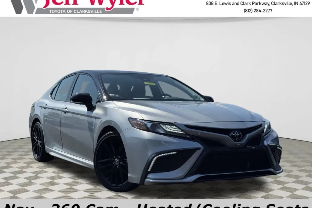 2023 Toyota Camry XSE V6 photo 1