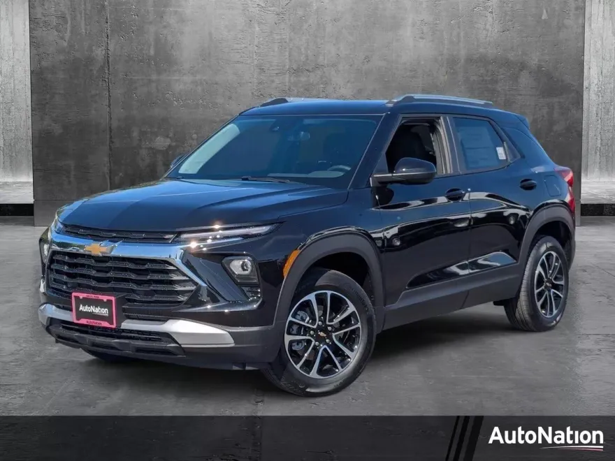 2026 Chevrolet Trailblazer LT photo 1