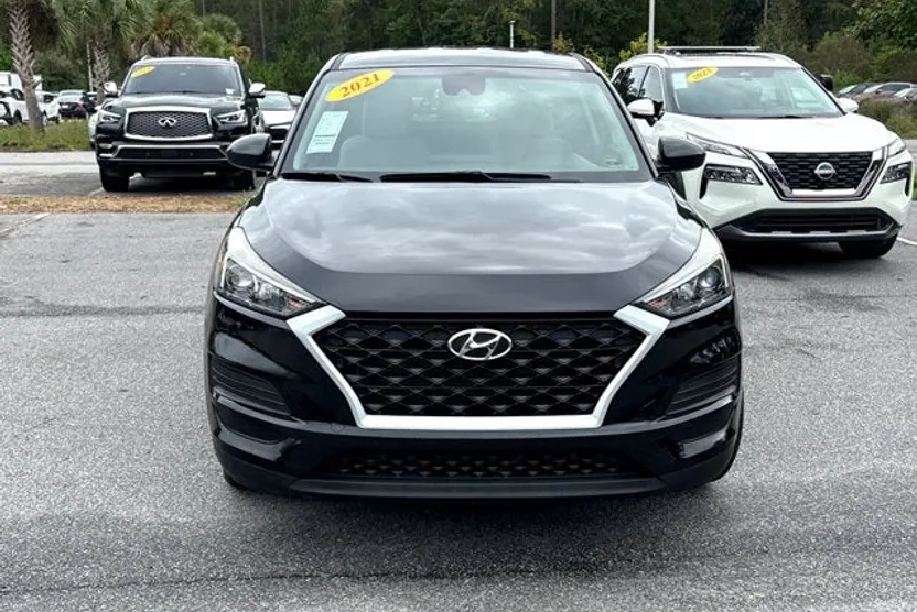 2021 Hyundai Tucson SE photo 1