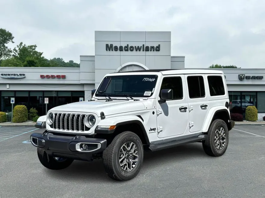 2025 Jeep Wrangler Sahara photo 1