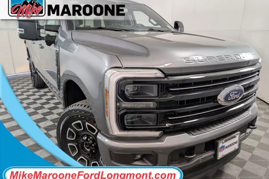 2025 Ford F-350 Platinum photo 1