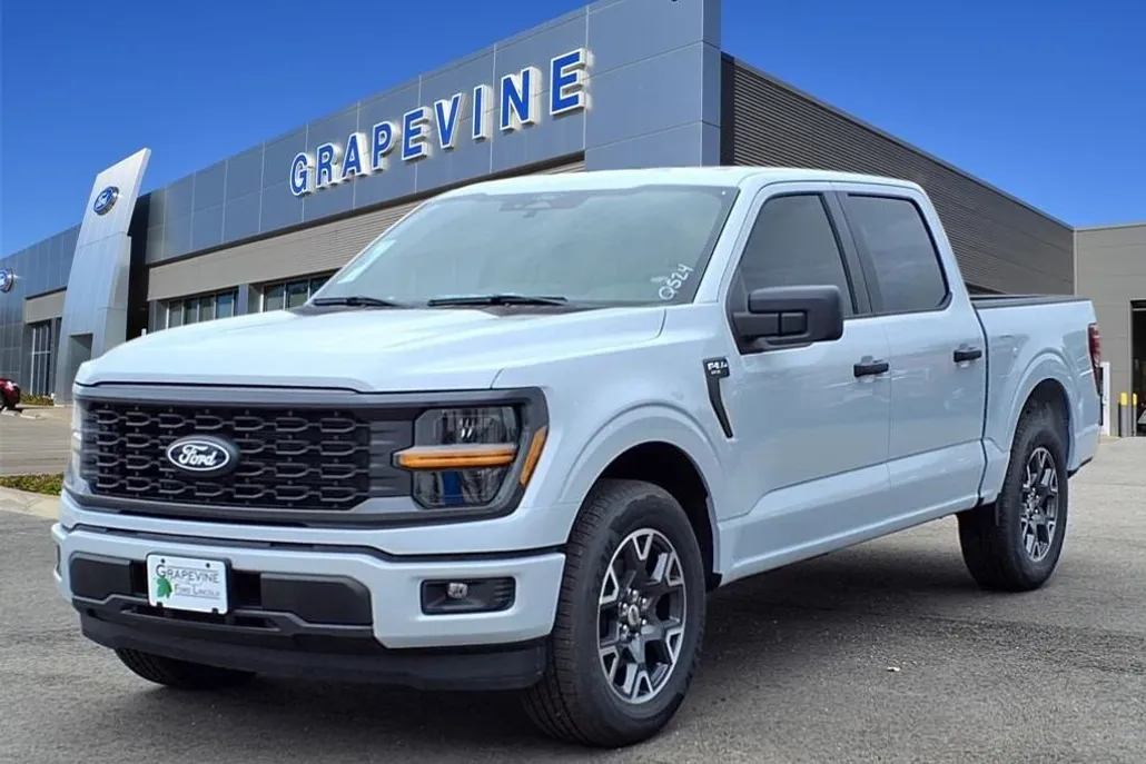 2025 Ford F-150 STX photo 1