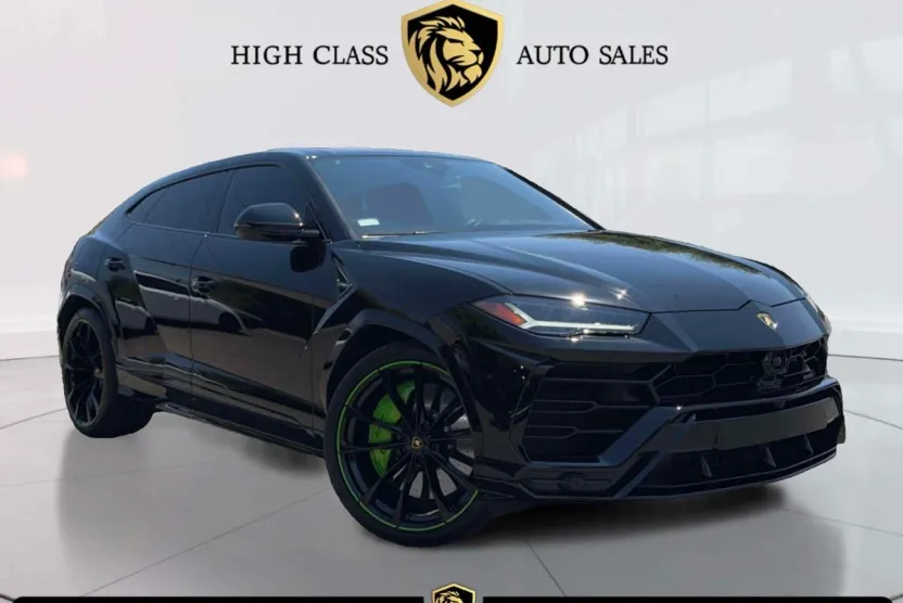 2021 Lamborghini Urus photo 1
