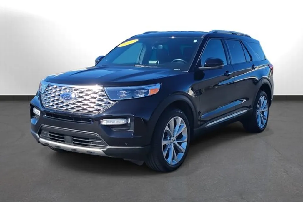 2022 Ford Explorer Platinum photo 1