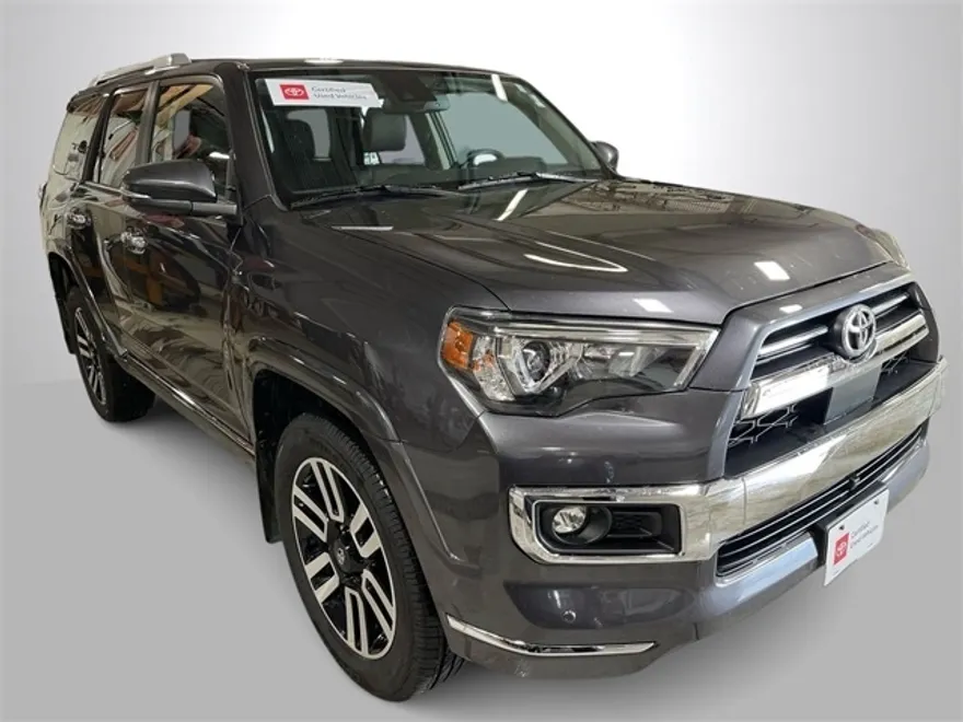 2022 Toyota 4Runner Limited photo 1