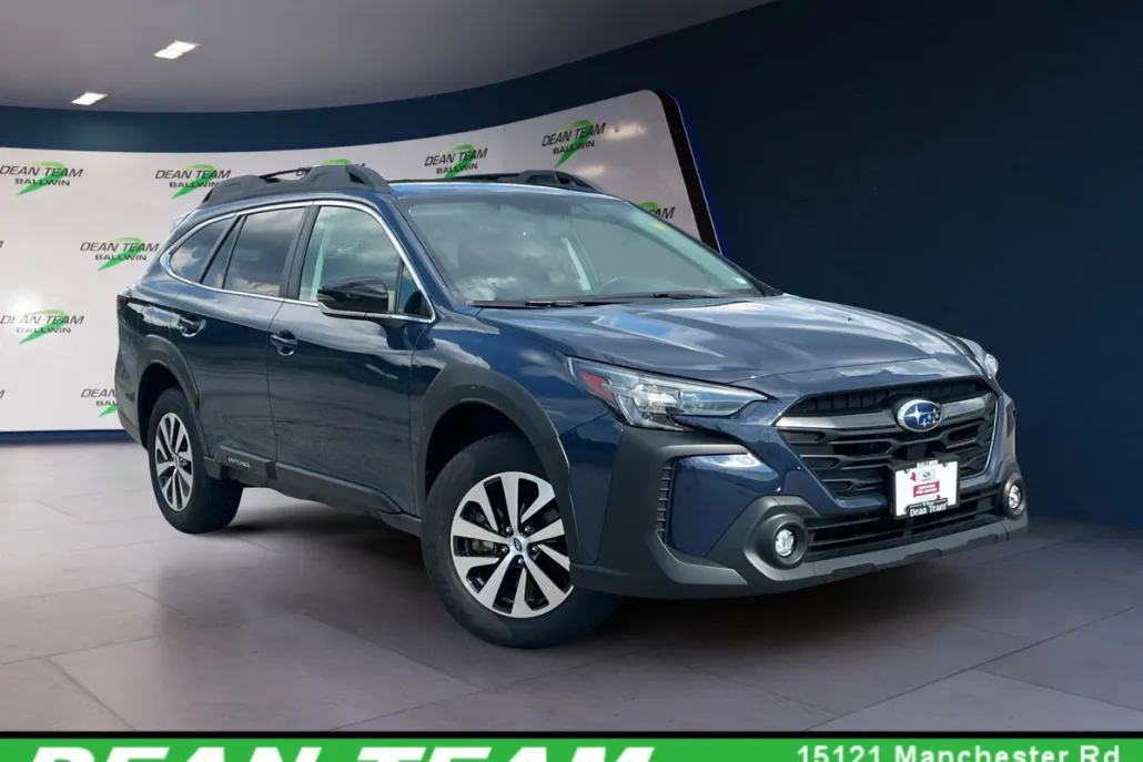 2025 Subaru Outback Premium photo 1