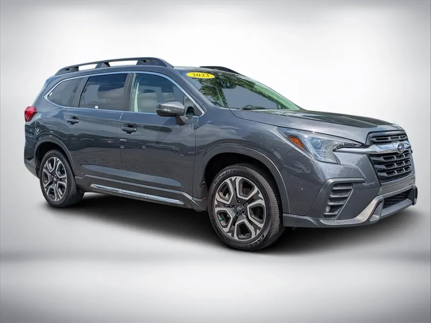 2023 Subaru Ascent Limited photo 1