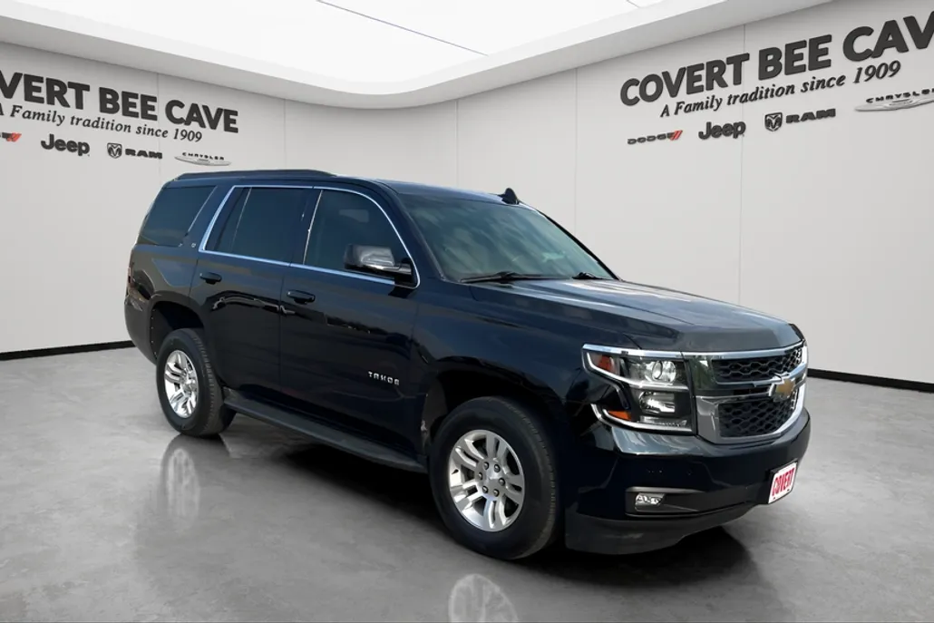 2019 Chevrolet Tahoe LT photo 1