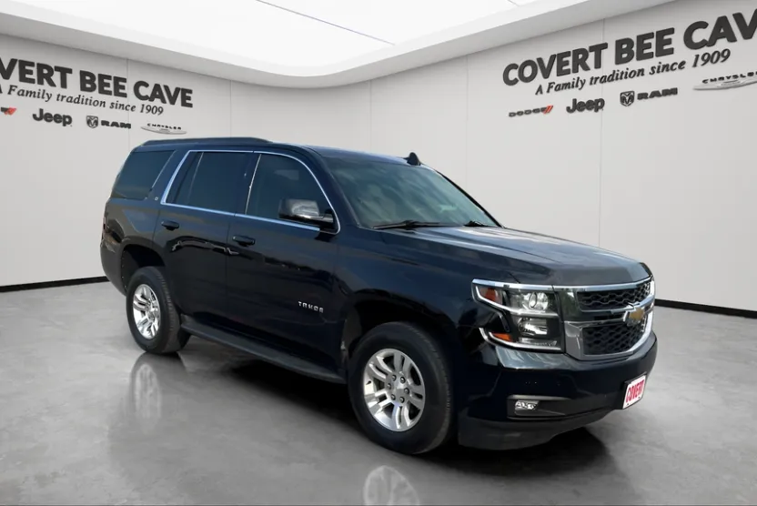 2019 Chevrolet Tahoe LT photo 1