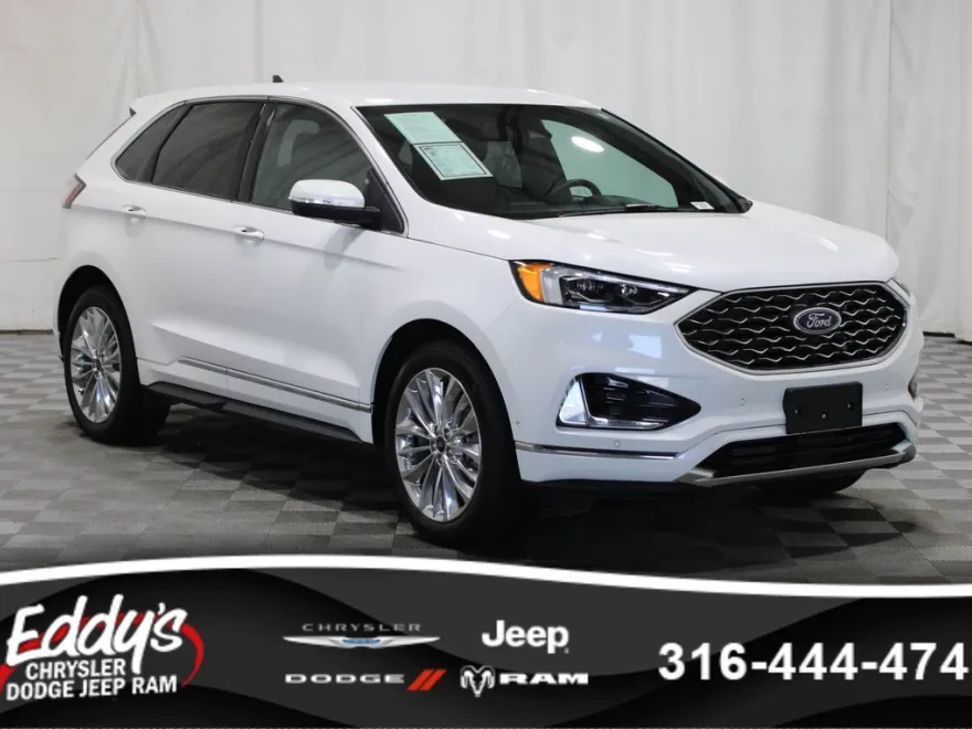 2021 Ford Edge Titanium photo 1