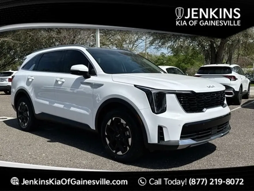 2025 Kia Sorento S photo 1