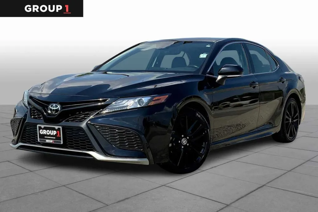 2023 Toyota Camry XSE photo 1