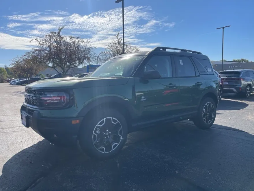 2025 Ford Bronco Sport Outer Banks photo 1